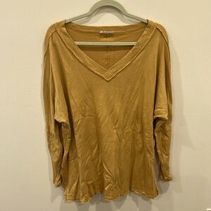 Boutique brand long sleeve flowy top